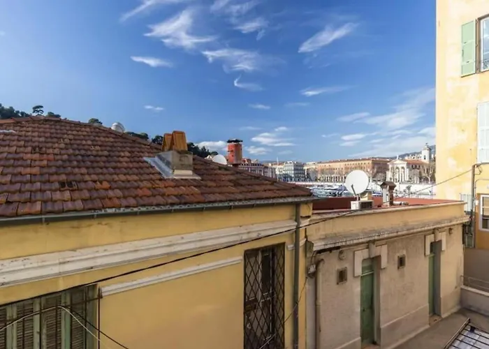 Moulin - Stunning 1 Bedroom Apt On The Port