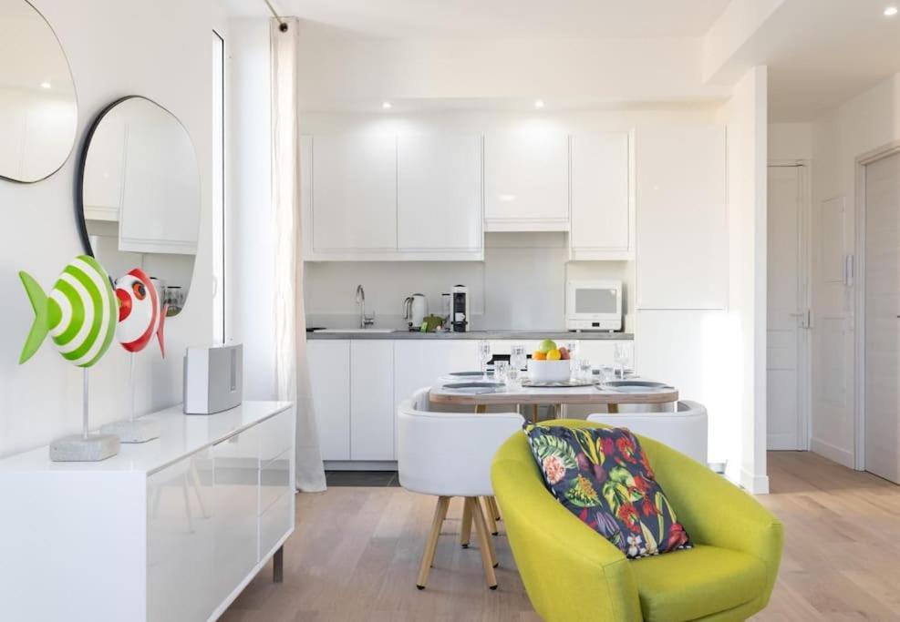 Moulin - Stunning 1 Bedroom On The Port Nice