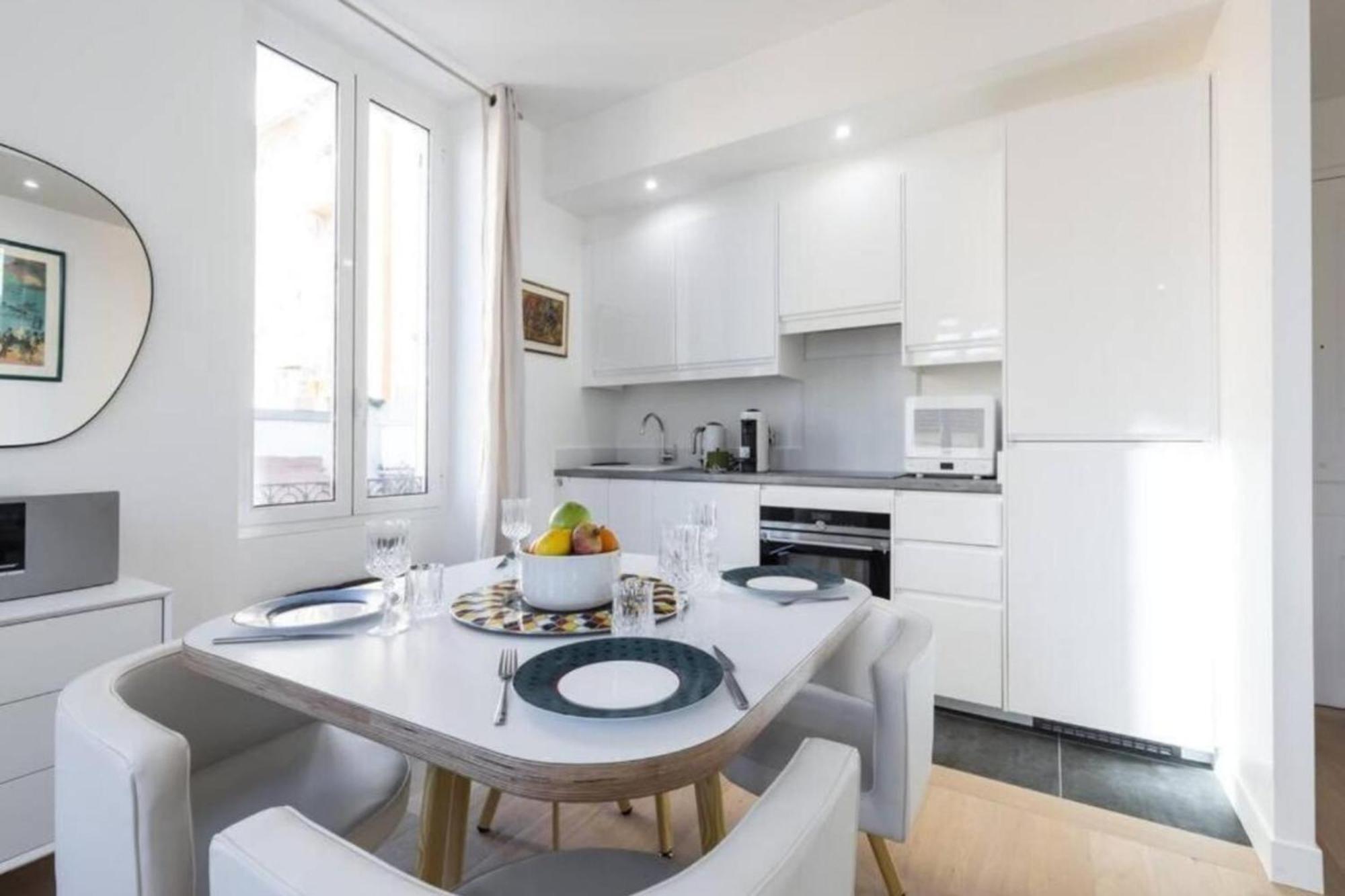 Apartment Moulin - Stunning 1 Bedroom On The Port *